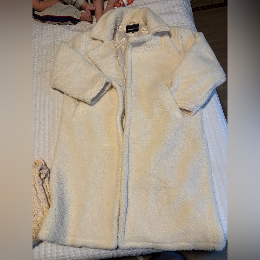 Fabletics off-white teddy coat - Picture 3 of 5